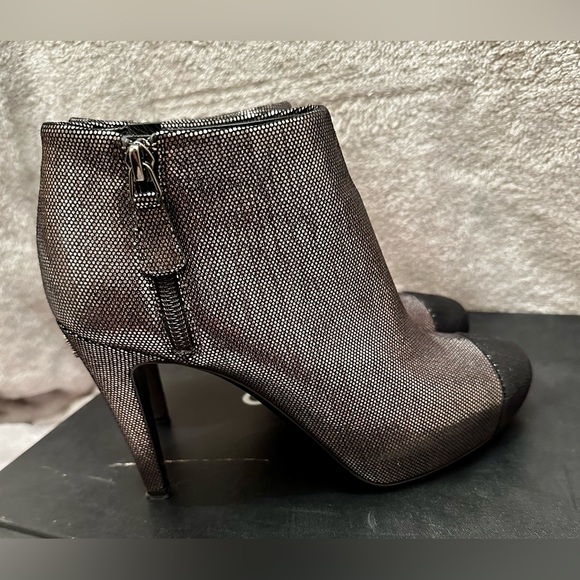CHANEL Bottines C2635 Anthr 81307/Noir 94305 - Picture 5 of 13